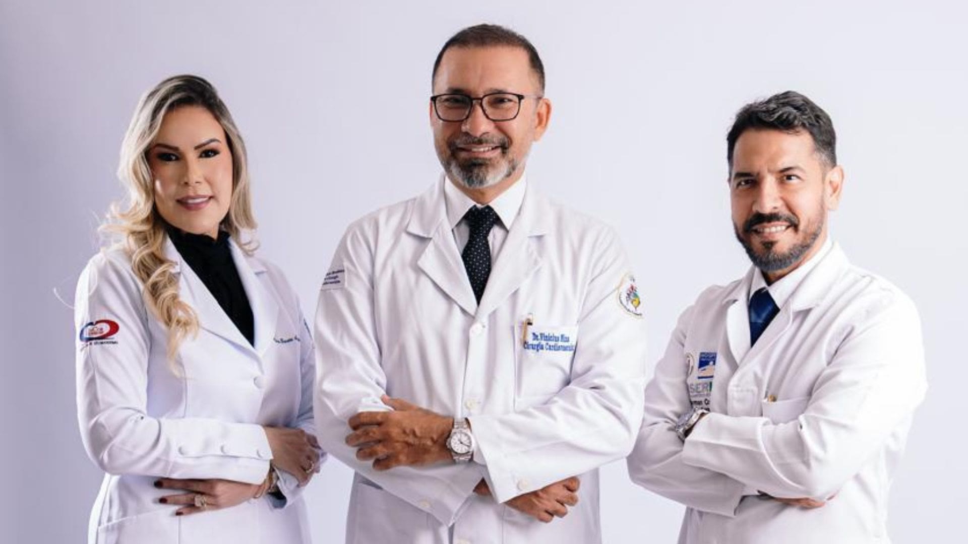 Equipe Nina & Colina — Dr. Norman Colina, Dr. Vinícius Nina e Dra. Tamara Menezes
